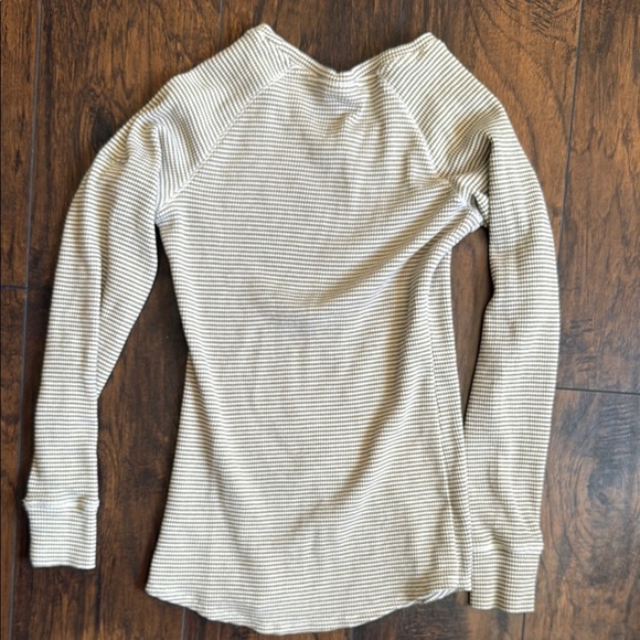 Columbia Womens Tan/White Waffle Knit Long Sleeve Shirt, size Small (D2) - Picture 8 of 8